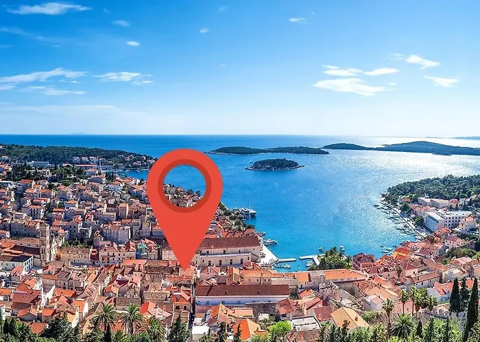 Апартаменти And Town Gate Hvar Хвар